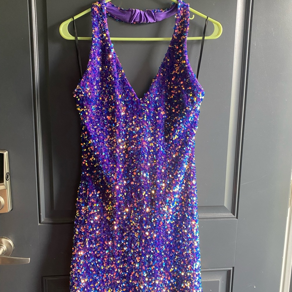 Elegant Purple Sequin Backless Dress